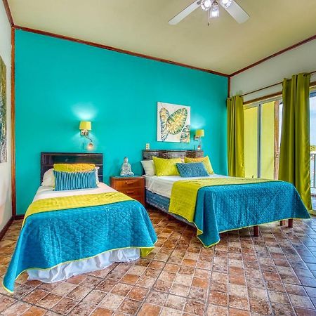 Los Balcones Over The Sea Hotel Bocas del Toro Ngoại thất bức ảnh