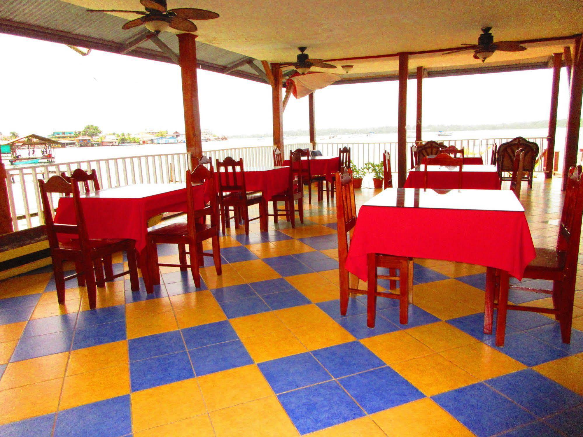 Los Balcones Over The Sea Hotel Bocas del Toro Ngoại thất bức ảnh
