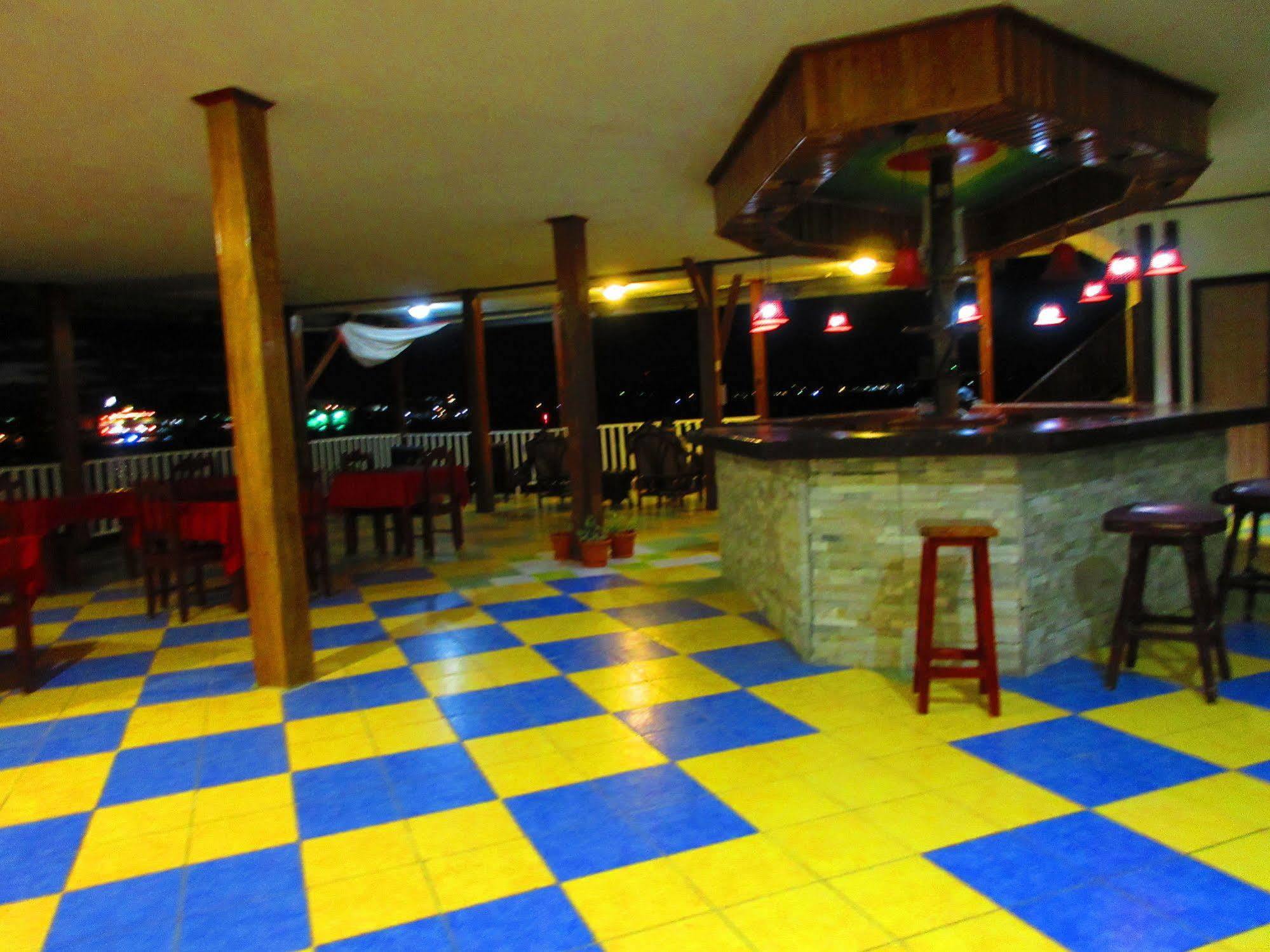 Los Balcones Over The Sea Hotel Bocas del Toro Ngoại thất bức ảnh