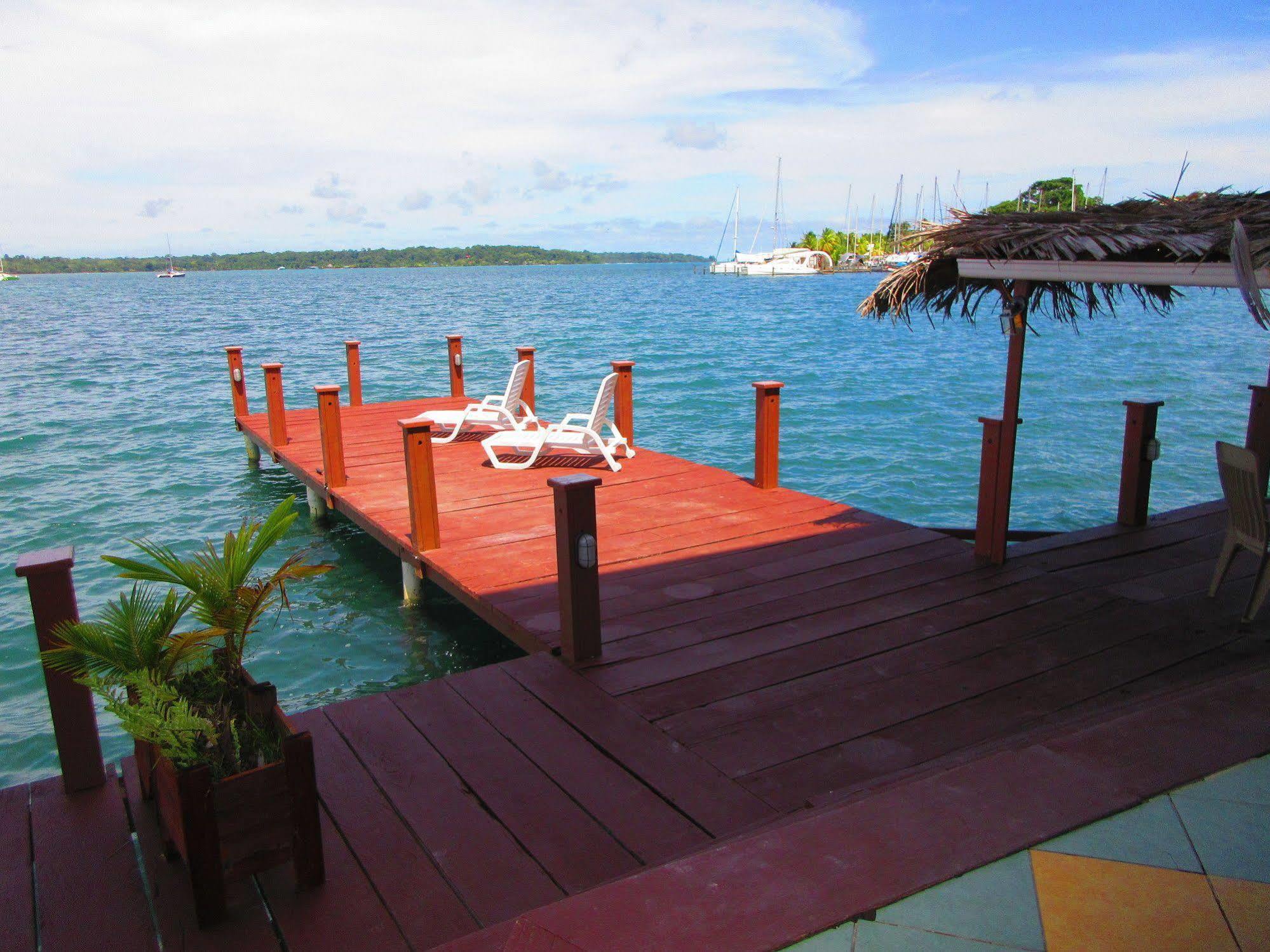 Los Balcones Over The Sea Hotel Bocas del Toro Ngoại thất bức ảnh