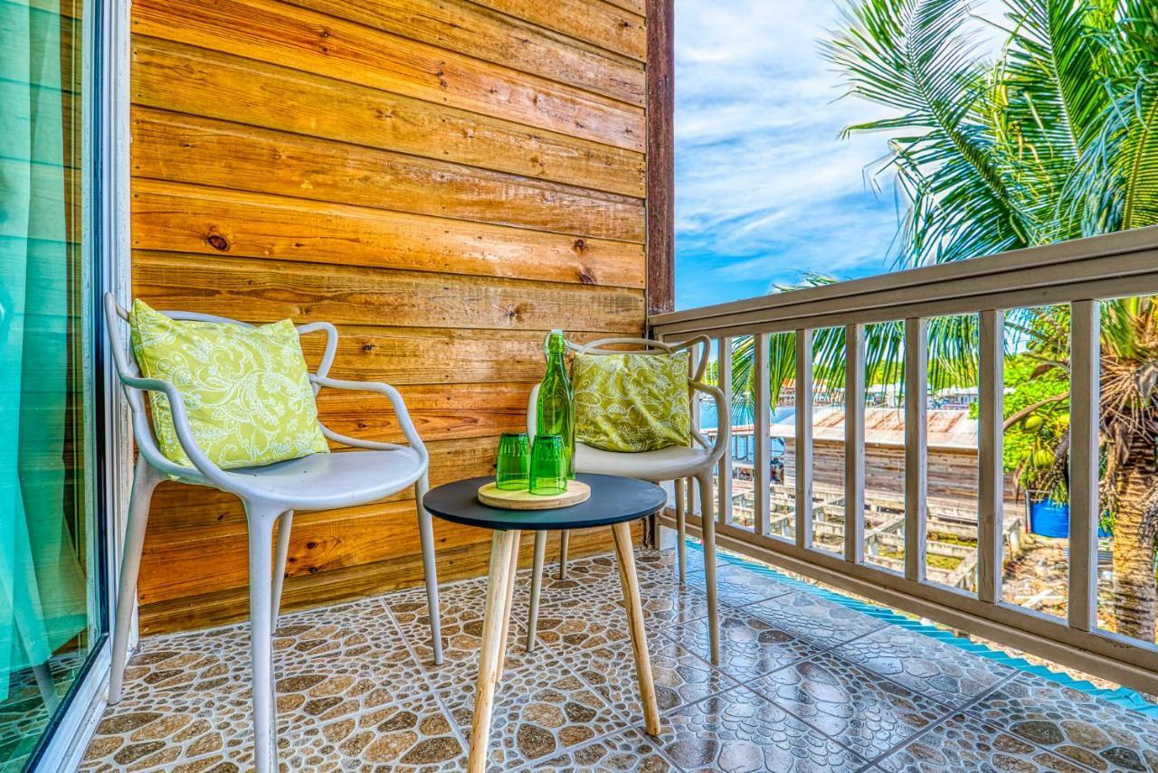 Los Balcones Over The Sea Hotel Bocas del Toro Ngoại thất bức ảnh
