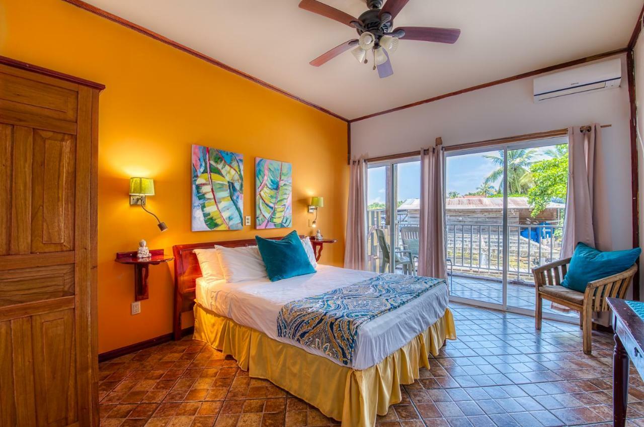 Los Balcones Over The Sea Hotel Bocas del Toro Ngoại thất bức ảnh