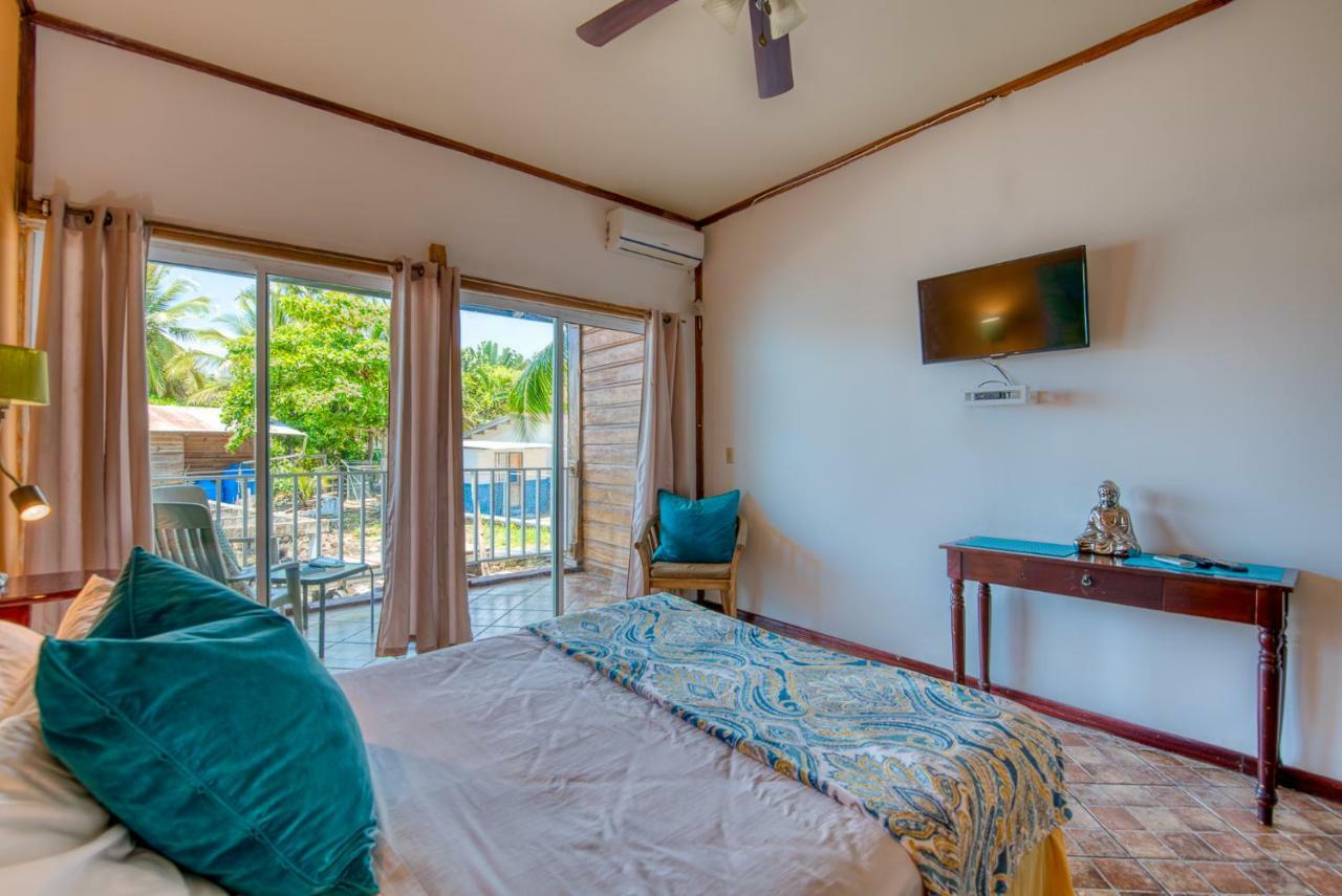 Los Balcones Over The Sea Hotel Bocas del Toro Ngoại thất bức ảnh