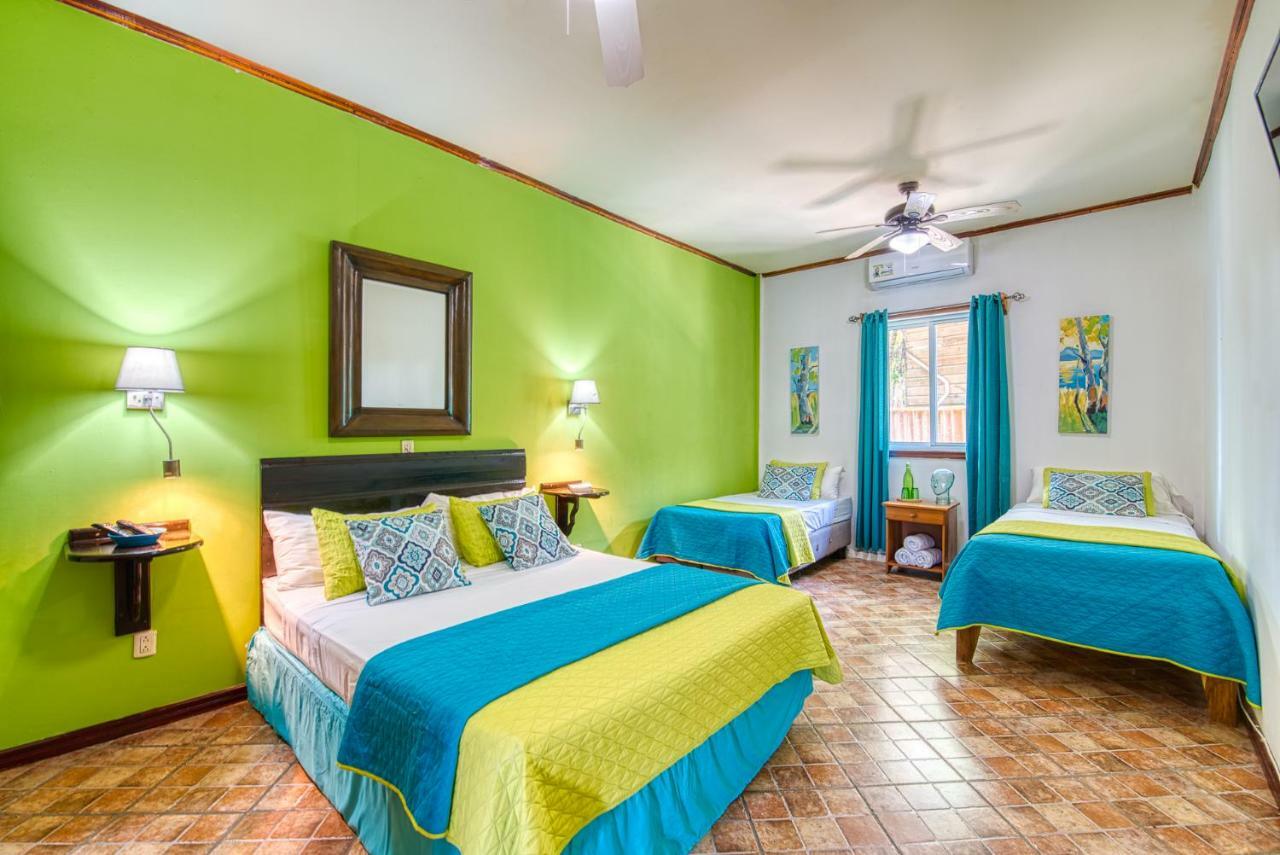 Los Balcones Over The Sea Hotel Bocas del Toro Ngoại thất bức ảnh