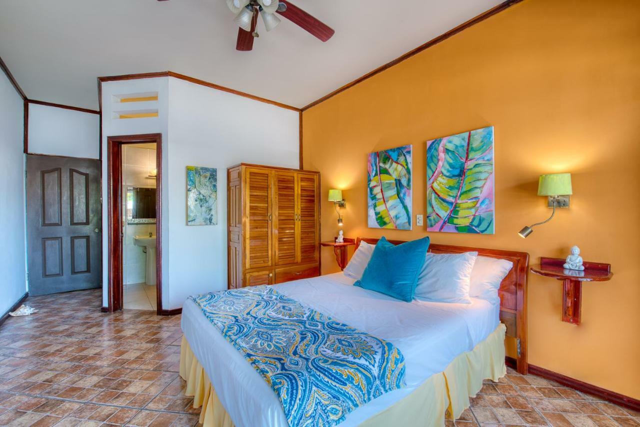 Los Balcones Over The Sea Hotel Bocas del Toro Ngoại thất bức ảnh
