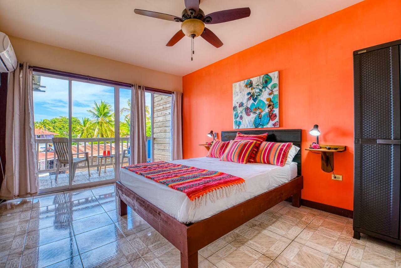 Los Balcones Over The Sea Hotel Bocas del Toro Ngoại thất bức ảnh